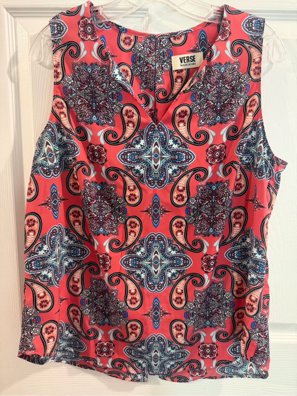 Verse Sleeveless Paisley Print Blouse Size L